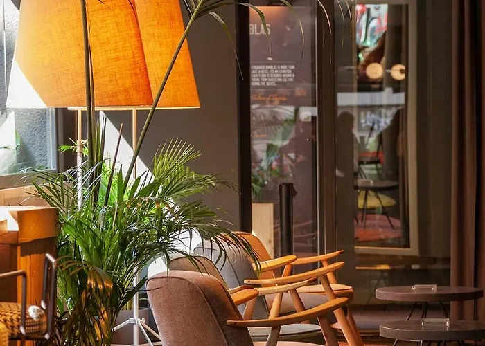 Sixties Ramblas Hotel