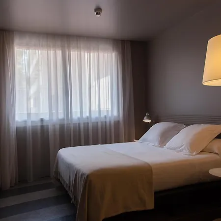 Sixties Ramblas Hotel 3*