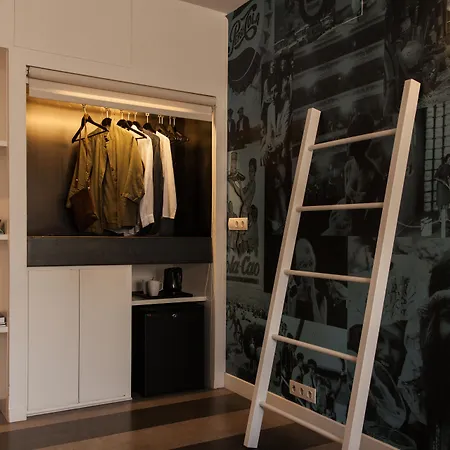 Sixties Ramblas Hotel 3*