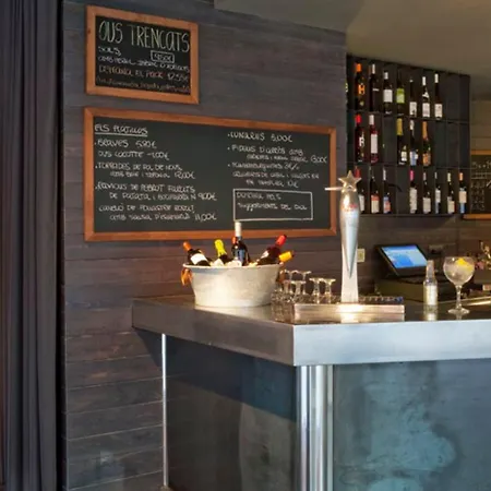 Sixties Ramblas Hotel