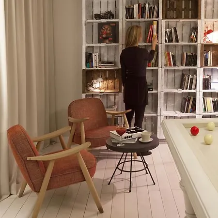 Sixties Ramblas Hotel