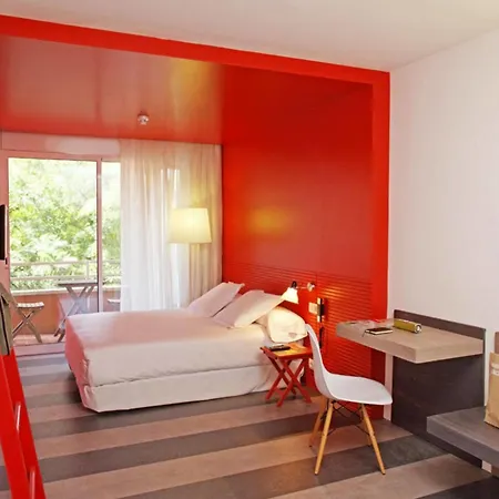 Sixties Ramblas Hotel