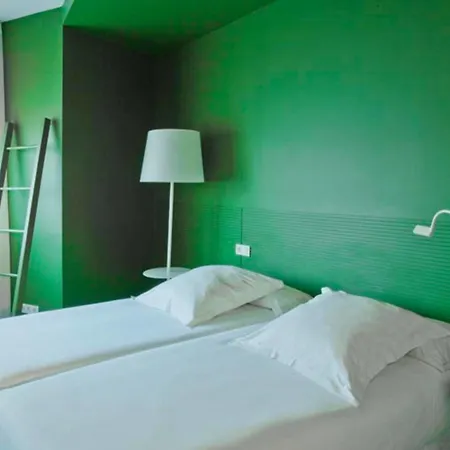 Sixties Ramblas Hotel