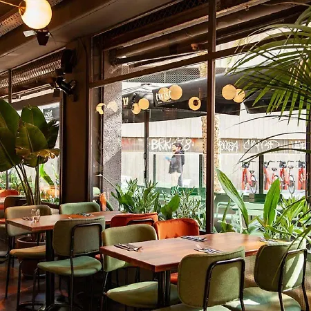 Sixties Ramblas Hotel 3*