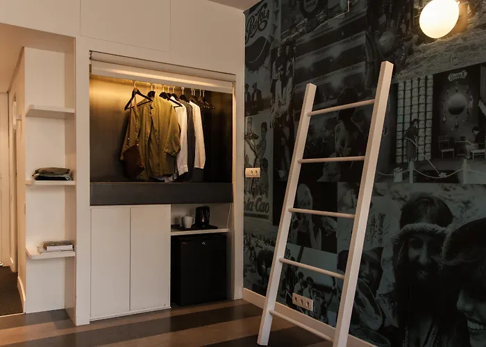 Sixties Ramblas Hotel 3*