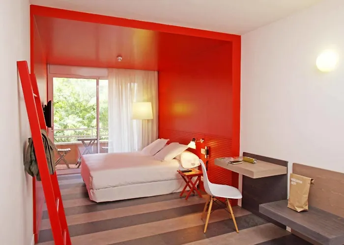 Sixties Ramblas Hotel