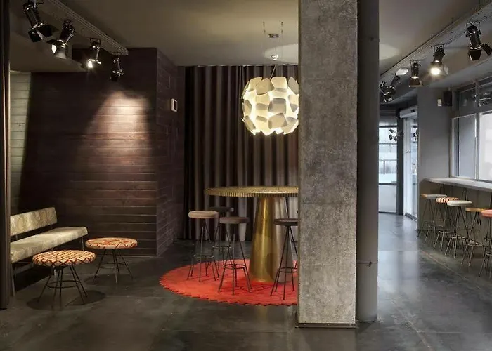 Sixties Ramblas Hotel 3*